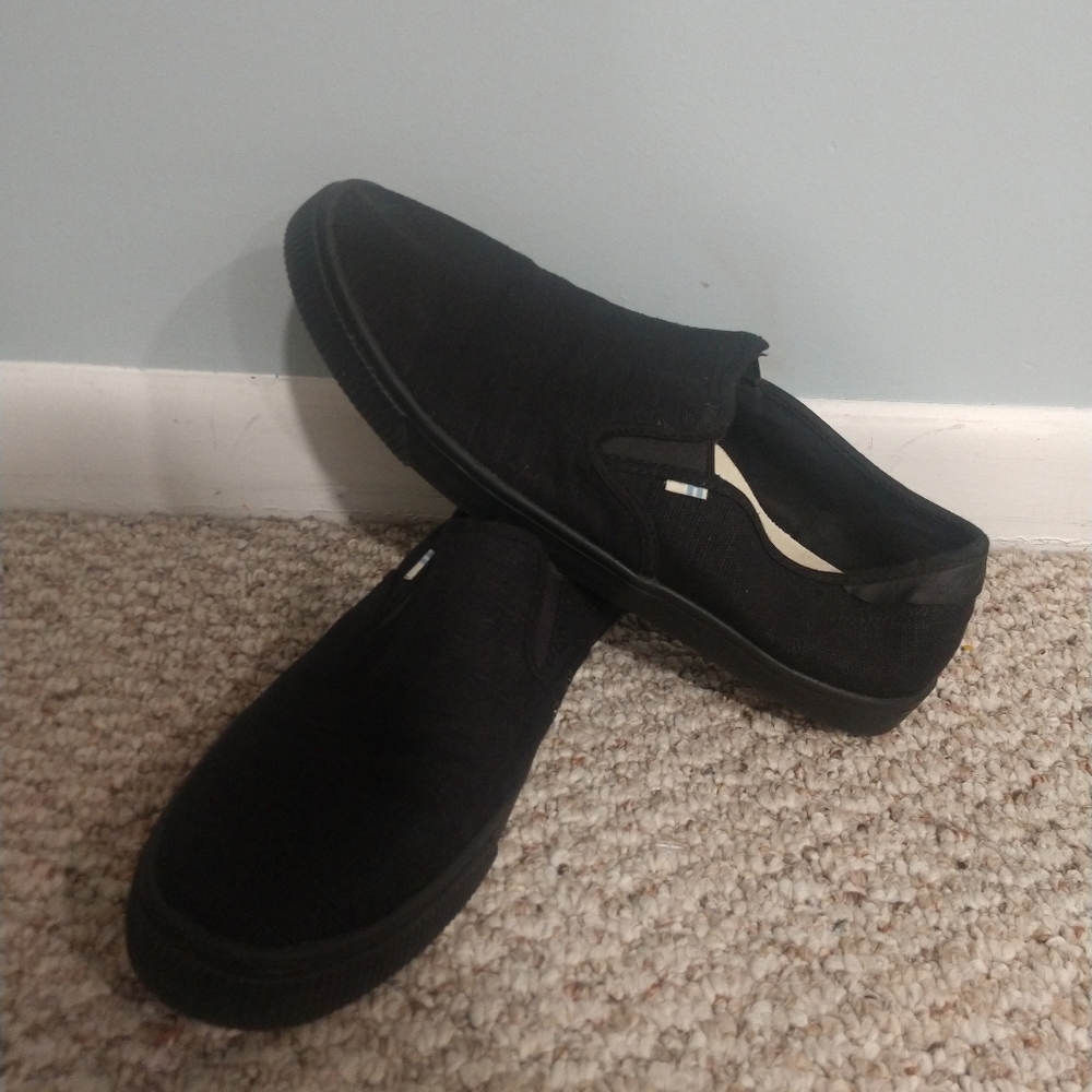 Black Tom's Shoes Slip On Sneakers